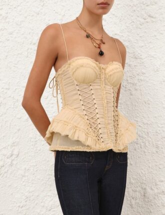 corsetto sfilacciato rebellion color crema online 2 330x429 - Corsetto sfilacciato Rebellion color crema online