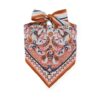Foulard stampato con motivo floreale paisley blu online Foulard stampato con motivo floreale paisley blu online