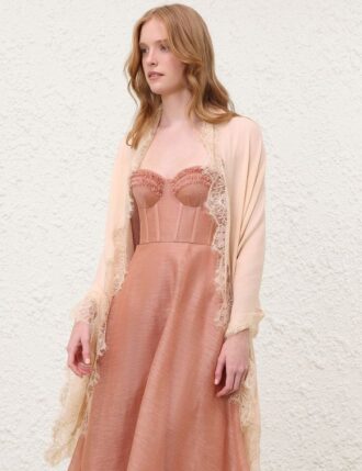 Scialle in lana con pizzo color crema online